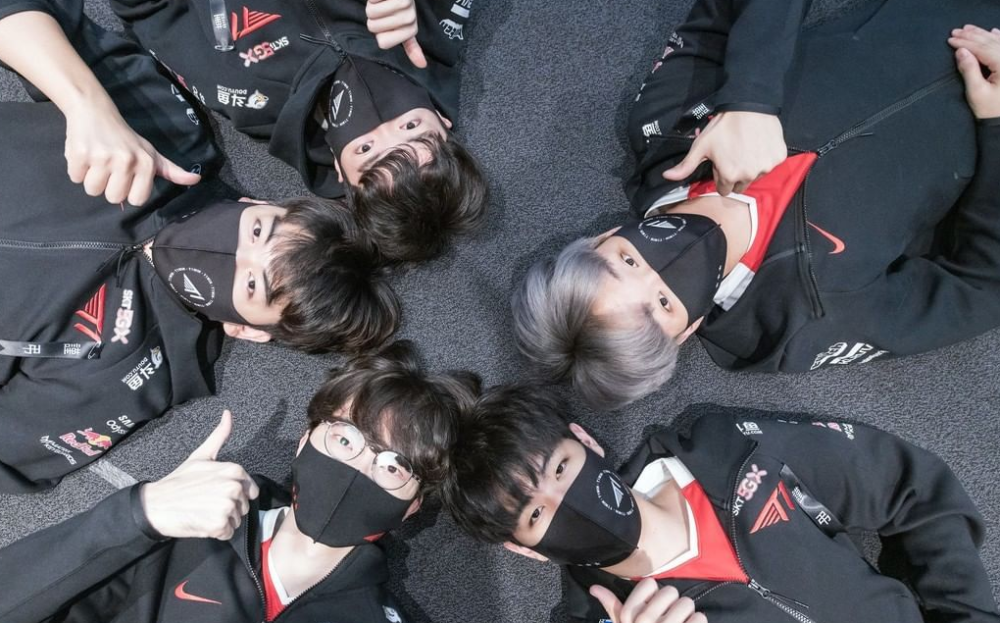 官方:Faker会首发搭档吗(faker2020会来中国比赛吗) 官方:Faker会首发搭档吗(faker2020会来中国比赛吗)
